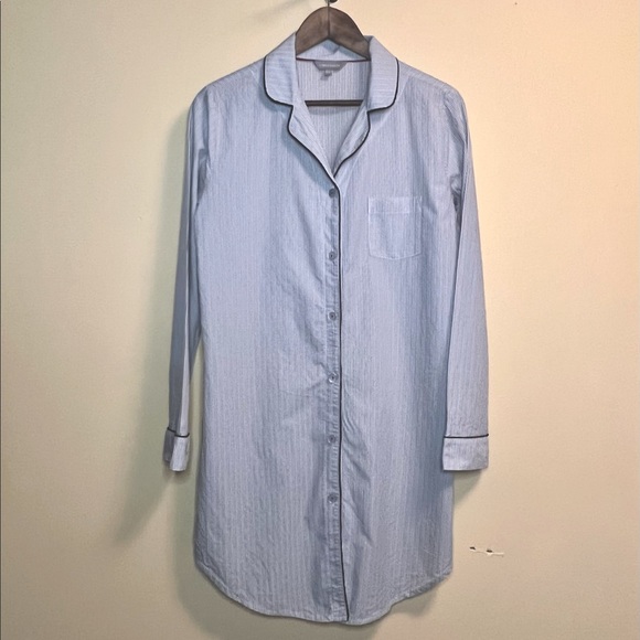 Lord & Taylor Other - Nightshirt